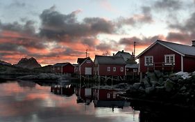 Svinoya Rorbuer Hotel Svolvær Exterior photo