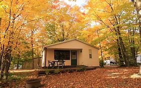 Camping Chalets Lac St-Augustin Quebeque Exterior photo