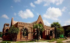 Famous Hotel Bagan Exterior photo