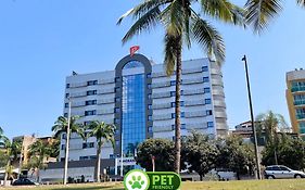 Panorama Tower Hotel Ipatinga Exterior photo