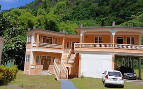 The Seclusive Mansion Vila Roseau Exterior photo