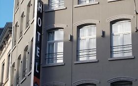 Urban City Centre Hostel Bruxelas Exterior photo