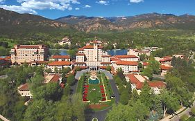 The Broadmoor Hotel Colorado Springs Exterior photo