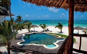 Waterlovers Beach Resort Praia de Diani Exterior photo