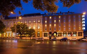 Arany Bárány Hotel Zalaegerszeg Exterior photo