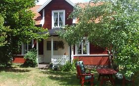 Karlstugan Cottage Vimmerby Exterior photo