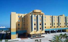 Cocoa Beach Suites Hotel Exterior photo