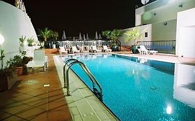 Winchester Grand Hotel Apartment Dubai Exterior photo