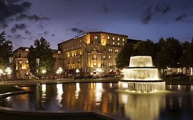 Hotel Nassauer Hof Wiesbaden Exterior photo