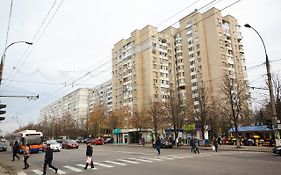 Apartment Deluxe On Moscow Avenue Chisinau Exterior photo