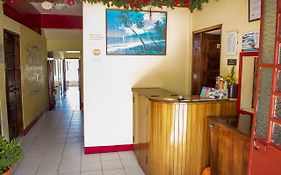 Belcove Hotel & Guesthouse Cidade de Belize Exterior photo