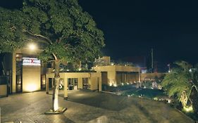 Avari Boutique Multan Hotel Exterior photo