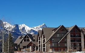 Paradise Resort Club And Spa Canmore Exterior photo