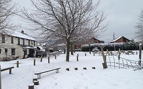 The Swan At Great Kimble Hotel Aylesbury  Exterior photo