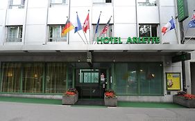 Hotel Arlette Beim Hauptbahnhof Zurique Exterior photo