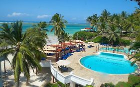 Voyager Beach Resort Mombaça Exterior photo