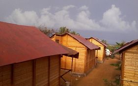 Tivai Beach Cottages Calangute Exterior photo