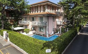 Residenza Villa Lidia Riccione Exterior photo