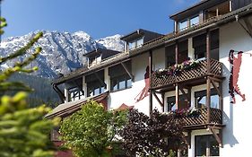 Alpenrose Hotel Carezza al Lago Exterior photo