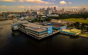 Hotel H2O Manila Exterior photo