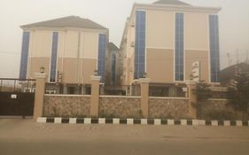 Grand Venice Transit Apartments Lagos Exterior photo