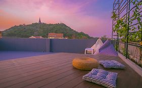 Chedi View Hostel Phetchaburi Exterior photo