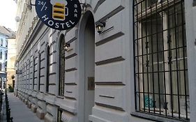Hobar Hostel Budapeste Exterior photo