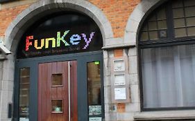 Funkey Hotel Bruxelas Exterior photo