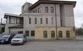 Majaka Hostel Talin Exterior photo