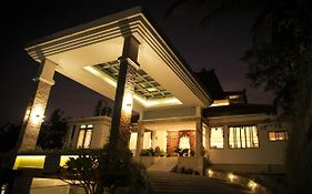 Ndalem Nuriyyat Villa, Spa & Skin Care Jogjacarta Exterior photo