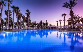 Louis Phaethon Beach Hotel Pafos Exterior photo