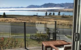 The Mackenzie Suites Lake Tekapo Exterior photo