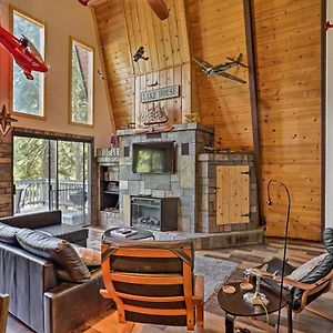 Chester Cabin With Hot Tub - Walk To Lake And Golfing! Vila Exterior photo