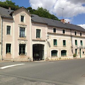 Logis Le Petit Trôo du Cheval Blanc Hotel Exterior photo