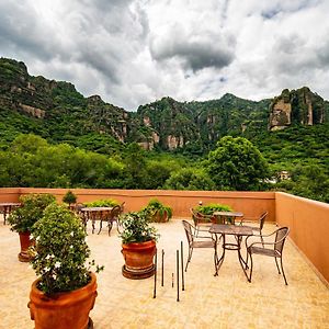 La Pirámide del Tepozteco Hotel Tepoztlán Exterior photo