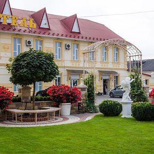 Staryj Kosiv Hotel Staryi Kosiv Exterior photo