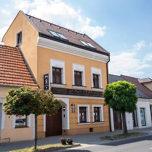 Penzión pod kláštorom Hotel Pezinok Exterior photo