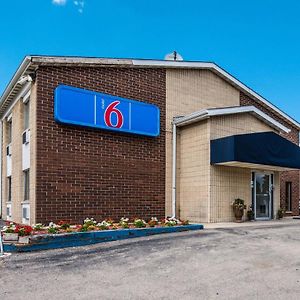 Motel 6-Madison, Wi - East Exterior photo