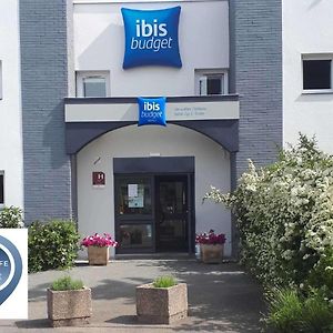 Ibis Budget Versailles Chateau Saint Cyr L'Ecole Hotel Exterior photo