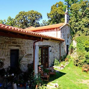 Pazo De Chaioso Ribeira Sacra Acomodação com café da manhã Maceda Exterior photo