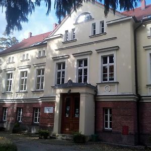 Stado Ogierów Sieraków Hotel Sierakow  Exterior photo