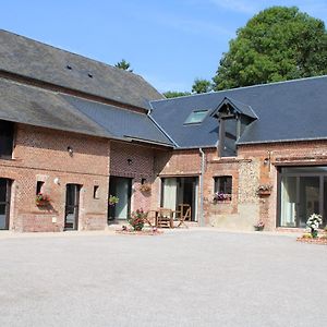 A l'orée du château Acomodação com café da manhã Achy Exterior photo