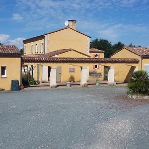 La Marviniere Acomodação com café da manhã Saint-Bonnet-sur-Gironde Exterior photo