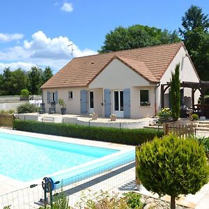 Le Clos Gwladys Acomodação com café da manhã Chevigny-en-Valiere Exterior photo