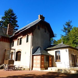 Le Manoir Sur La Roche, 74, Impasse Du Manoir, 71520 Navour Sur Grosne D121 Acomodação com café da manhã Clermain Exterior photo