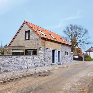 La Petite Maison Dans La Cour Acomodação com café da manhã Stave Exterior photo