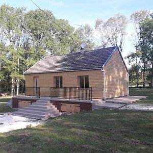 Maison Independante Saint-Amand-en-Puisaye Exterior photo