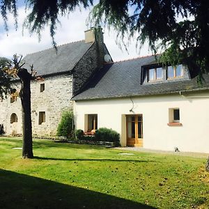 Trevejean Chambre D'Hotes De Charme Acomodação com café da manhã Guerlédan Exterior photo