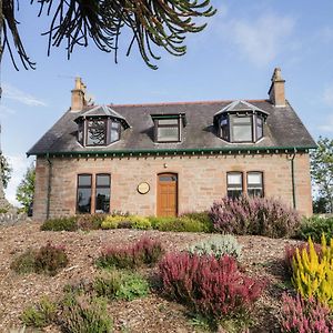 Orrinside Vila Muir of Ord Exterior photo