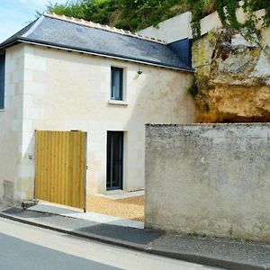 Gite Atypique Troglodytique, Calme, Proche De La Loire, Tout Inclus, Avec Cour Privative Et Garage - Fr-1-381-280 Vila Savonnières Exterior photo